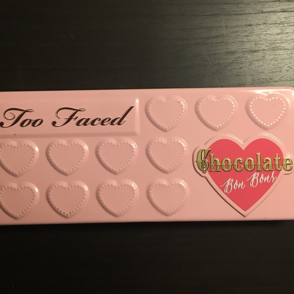 Too Faced Chocolate Bar Palette - Picture 2 of 8